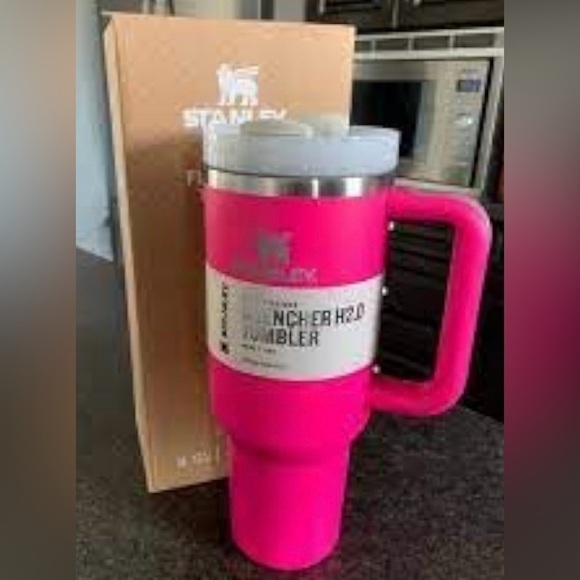 Stanley 40oz Tumbler NWT - Picture 4 of 4